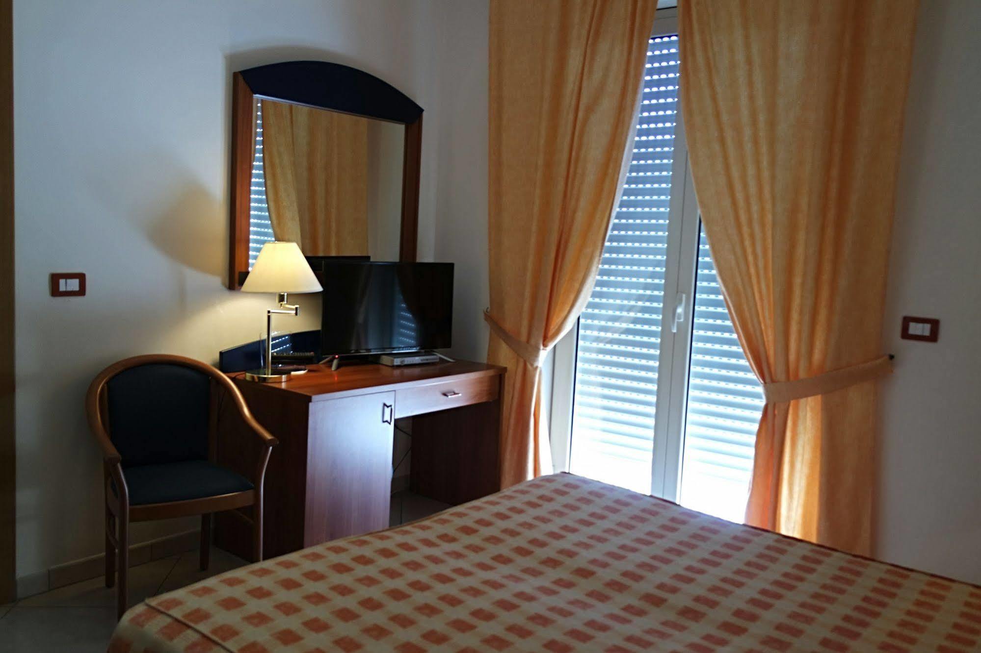 Sait Hotel & Bb Terme Vigliatore Ngoại thất bức ảnh
